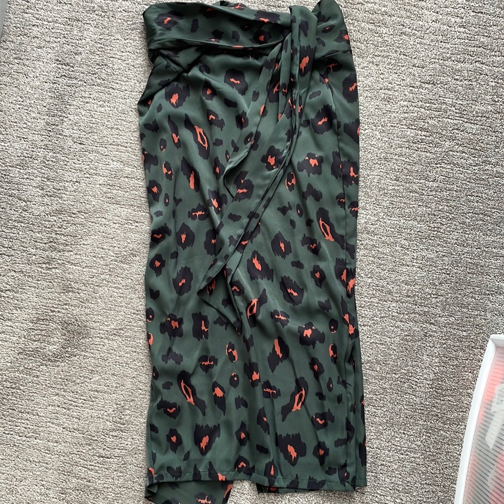 High waisted tie midi skirt leopard